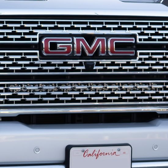 Picture of GMC S8 30-Inch Behind the Grille Light Bar Kit - GMC 2020-23 Sierra 2500HD/3500HD