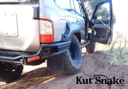 Picture of Nissan Patrol Y61 Series 4 05-25, 4DR, Fender Flares