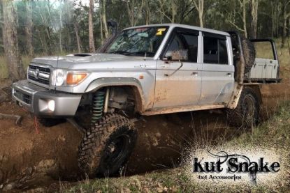 Picture of Toyota Land Cruiser LC79 Series 4Dr 10-23 Fender Flares